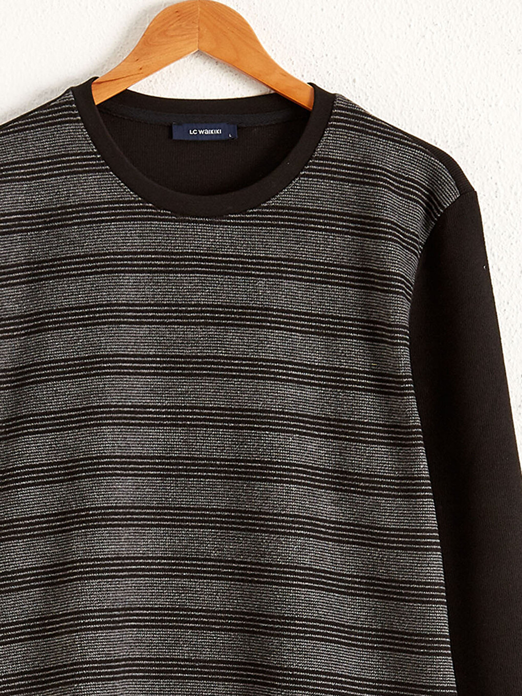 Sweatshirt I Lehtë Me Vija Me Jakë Të Rrumbullakët Për Burra-3
