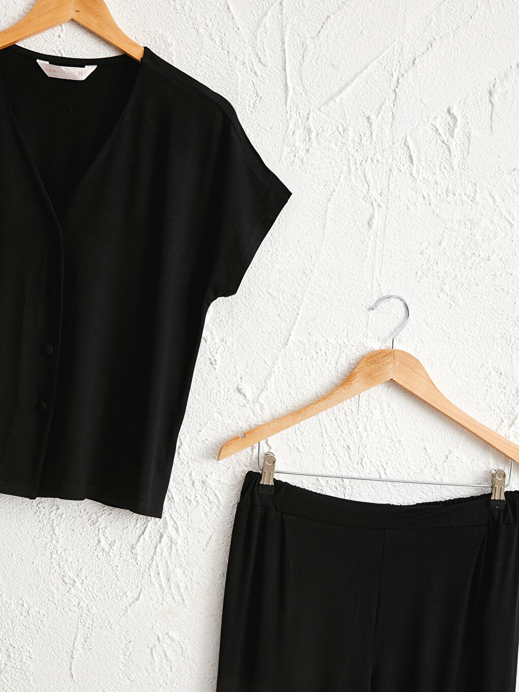 Siyah V Yaka Kısa Kollu Kadın Pijama Takım-2