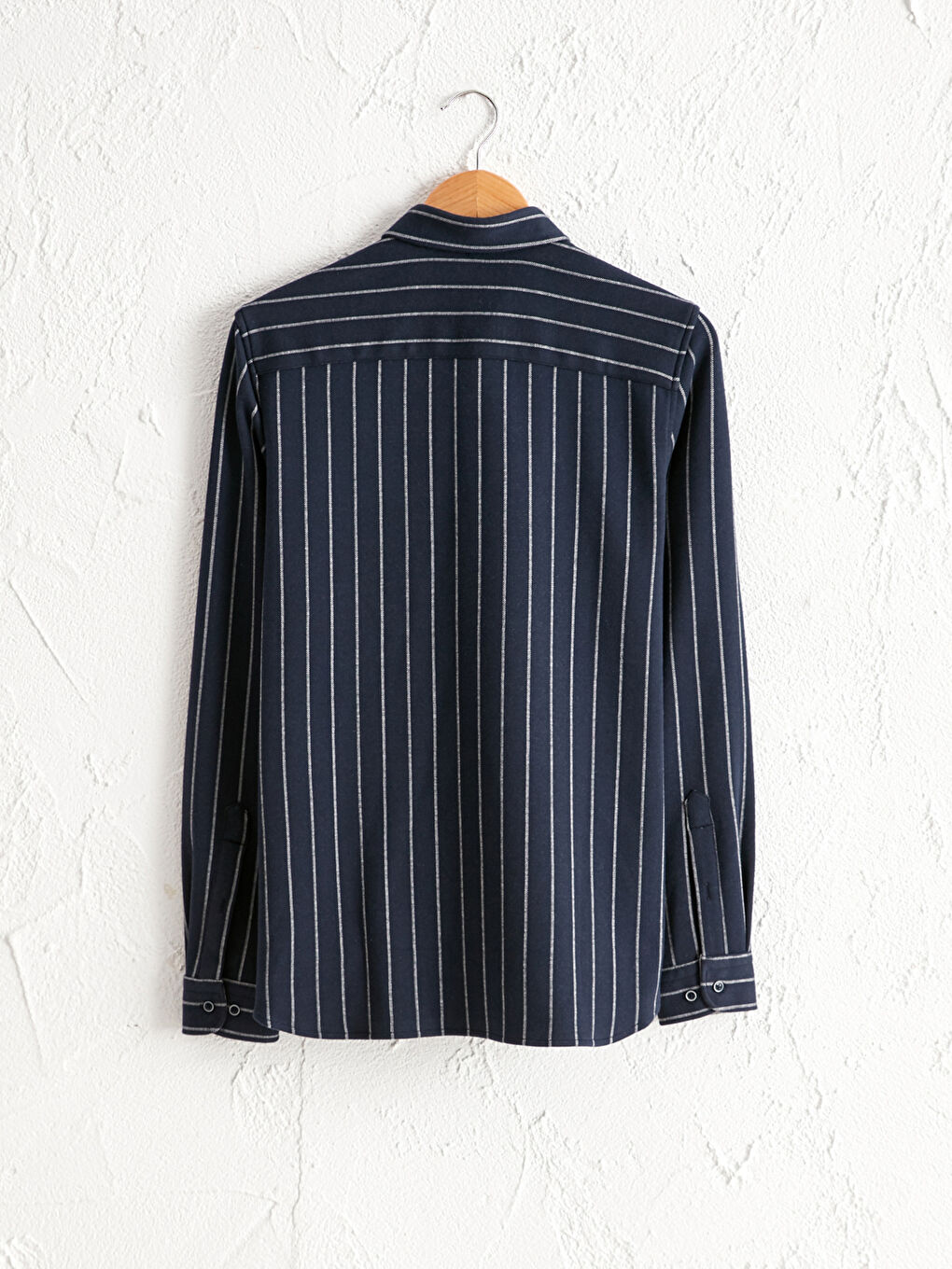 قميص مخطط كم طويل بقصة رفيعة-1