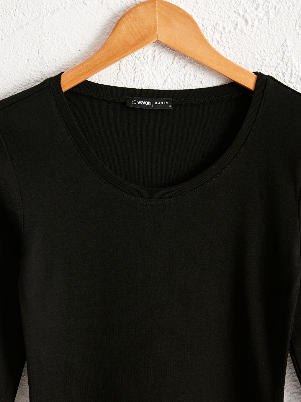 Siyah Bisiklet Yaka Pamuklu Basic Tişört-2