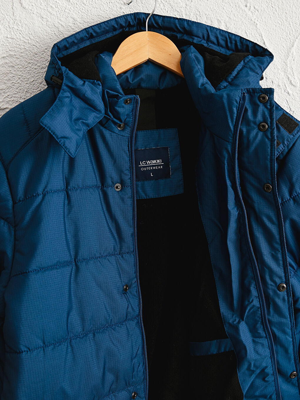 Палто тип шушляк с качулка и стандартна кройка за мъже-13