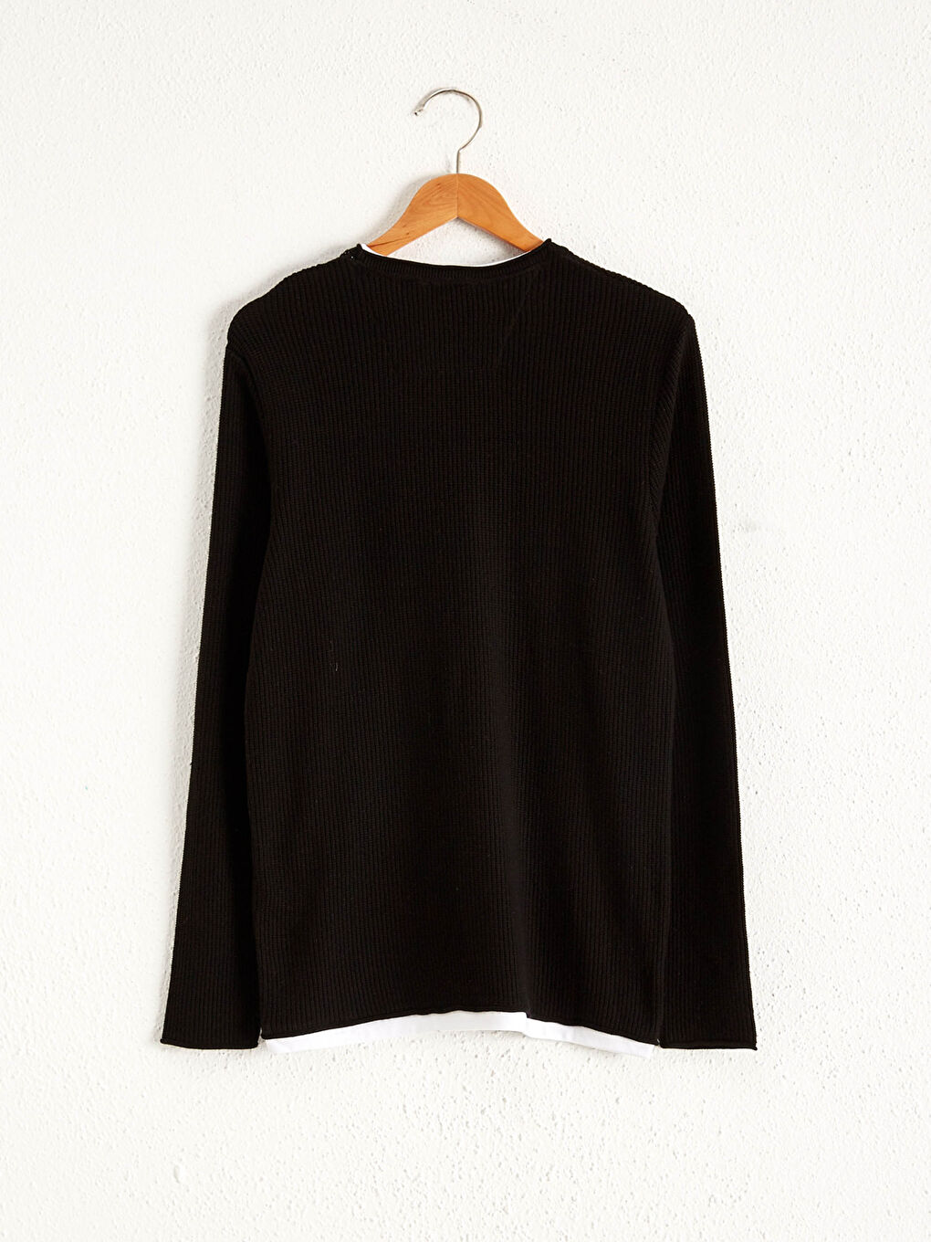 Дөңгелек жағалы жұқа трикотаж жемпір-1