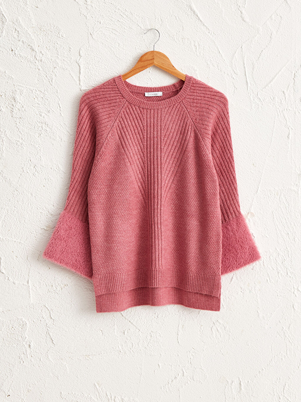 Self-Patterned Tricot Jumper