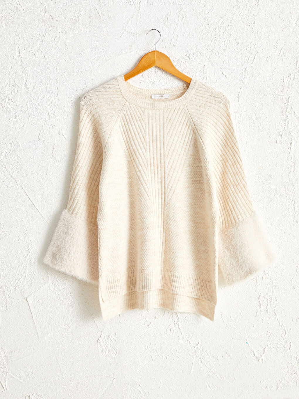 Self-Patterned Tricot Jumper