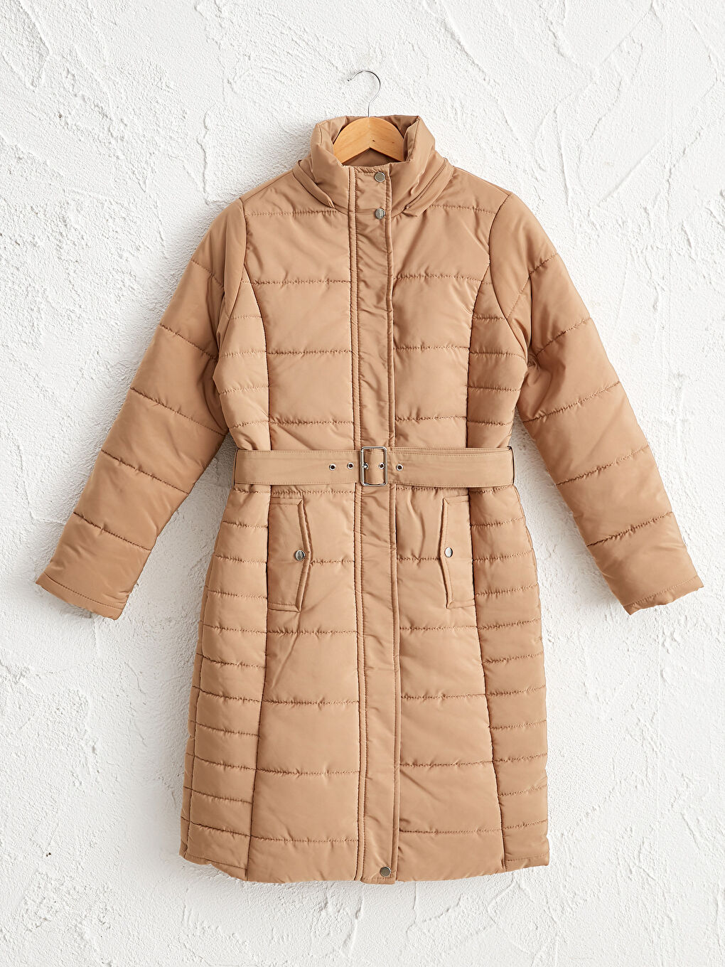 Geacă Scurtă Groasă cu Glugă și Bandă în Talie-1