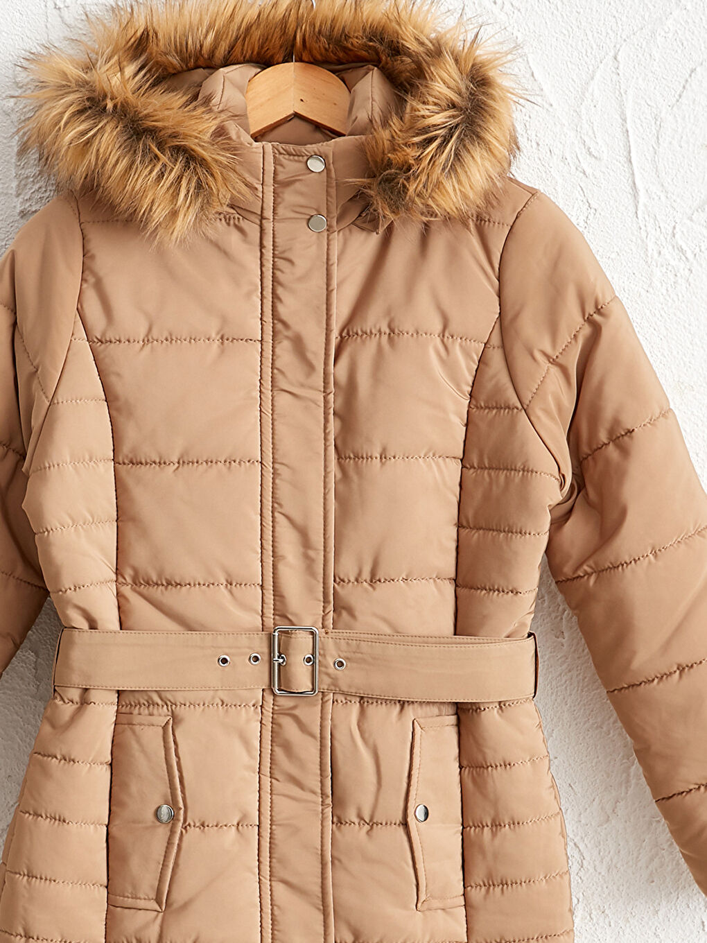 Geacă Scurtă Groasă cu Glugă și Bandă în Talie-3
