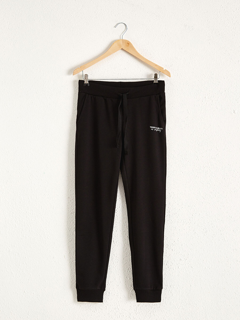 Спортивные штаны с эластичной талией