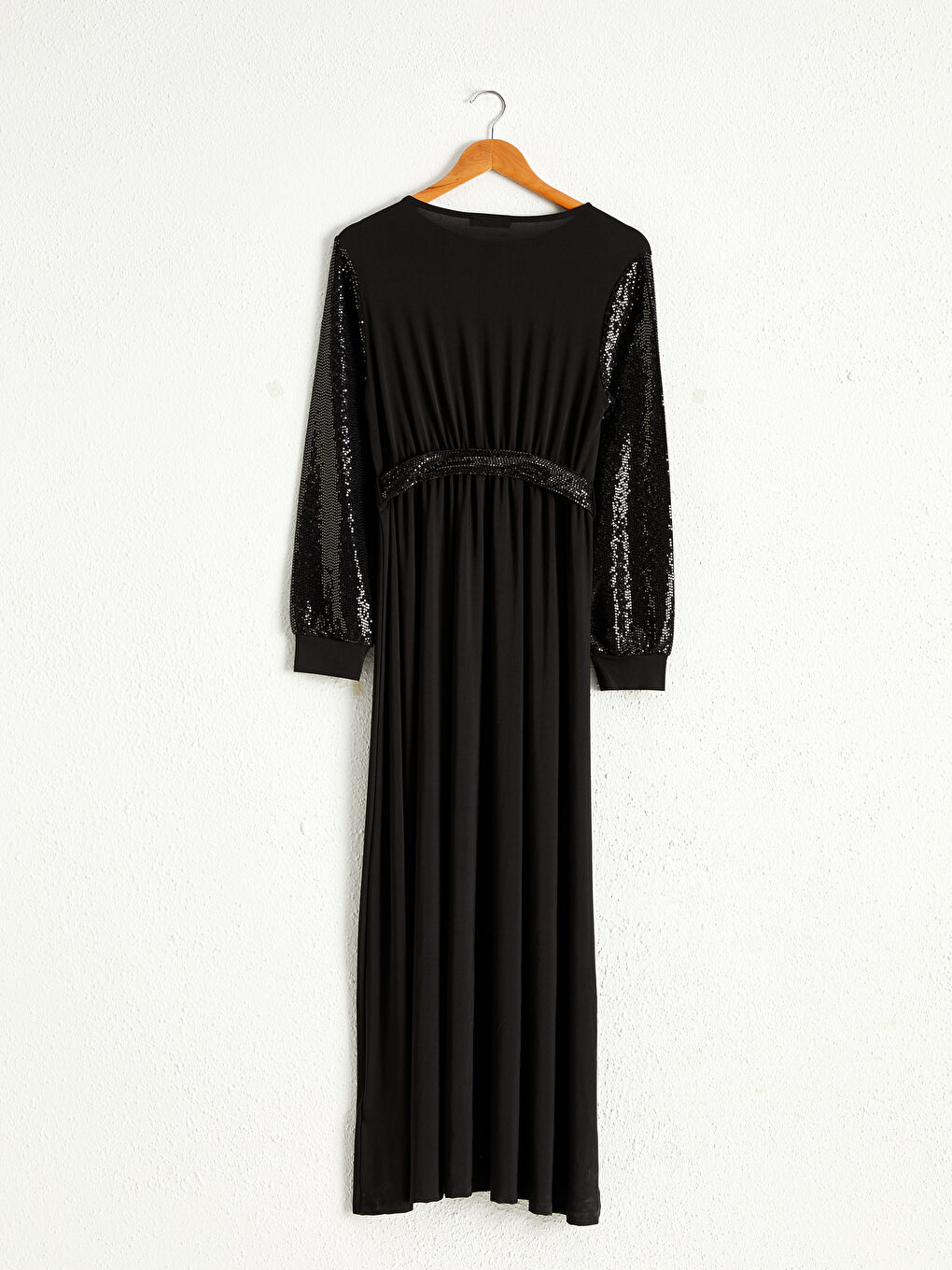 فستان حمل طويل مزين بحزام-1