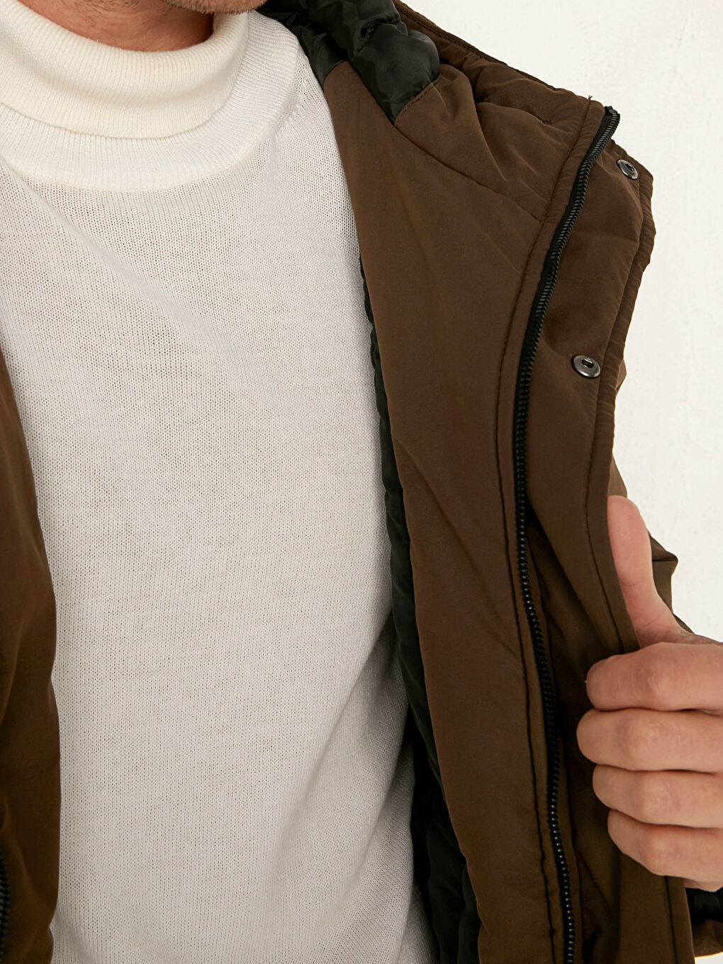 Kahverengi Standart Kalıp Kapüşonlu Kalın Mont-1