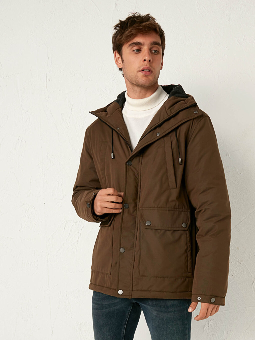 Kahverengi Standart Kalıp Kapüşonlu Kalın Mont