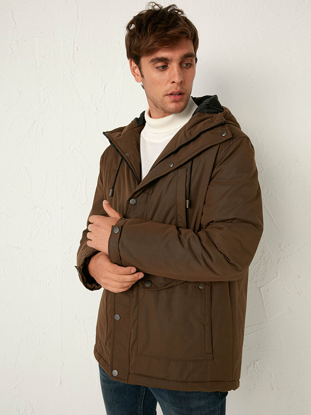 Kahverengi Standart Kalıp Kapüşonlu Kalın Mont-2