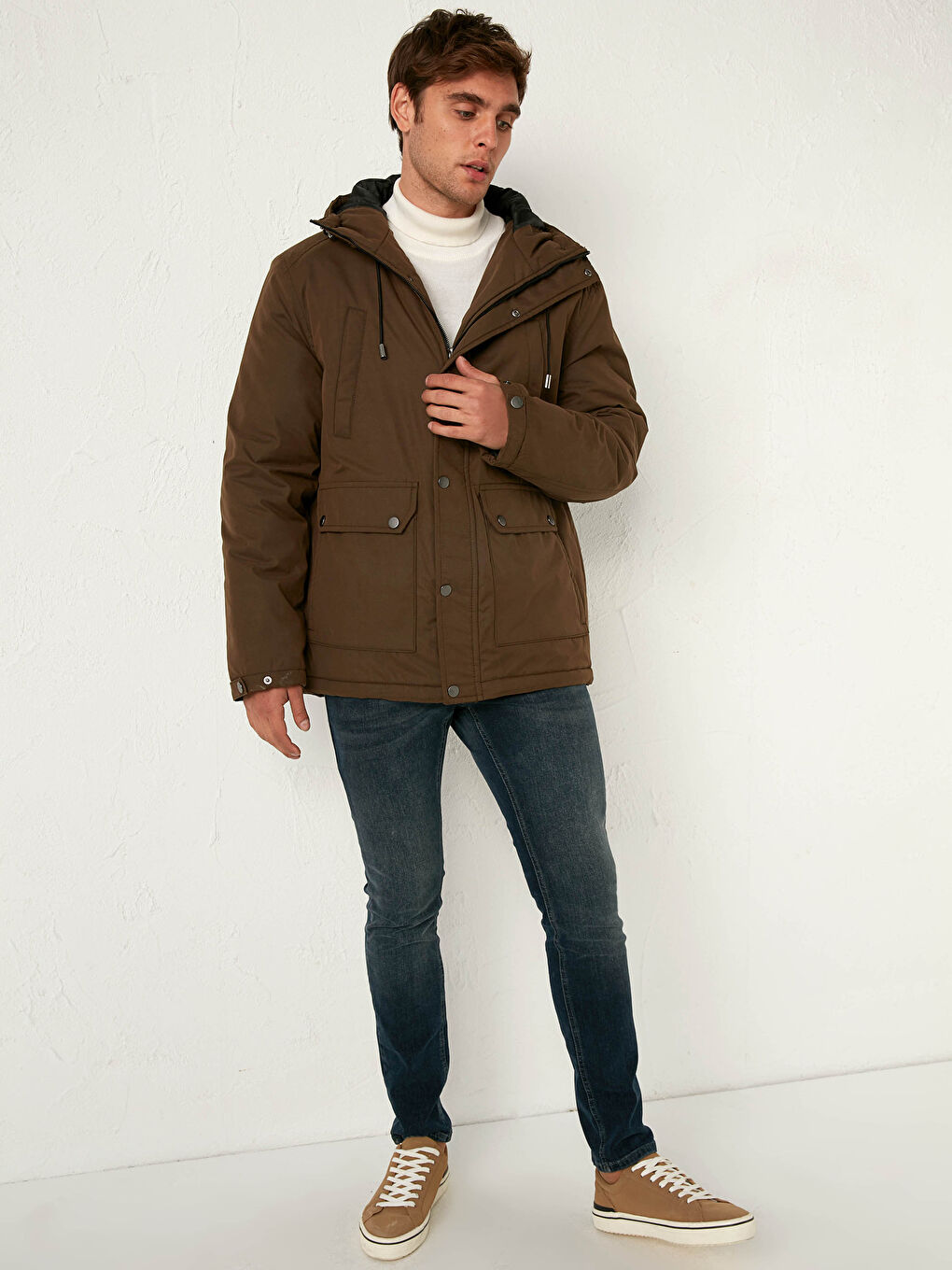 Kahverengi Standart Kalıp Kapüşonlu Kalın Mont-3