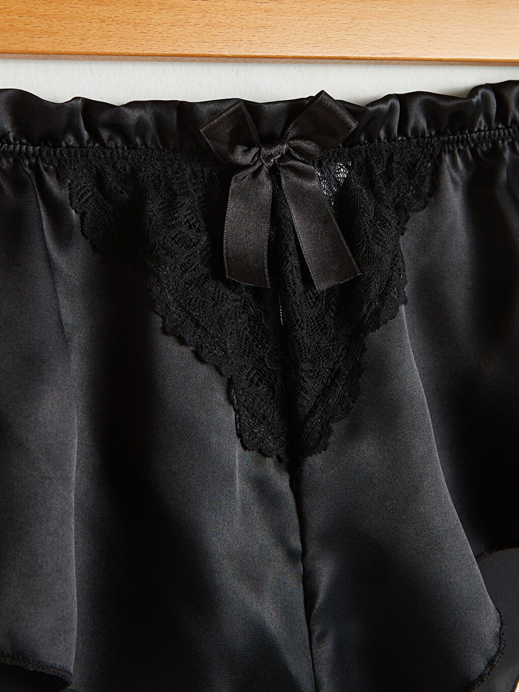 Schleifenverzierte Spitzen-Fantasie-Slips-2