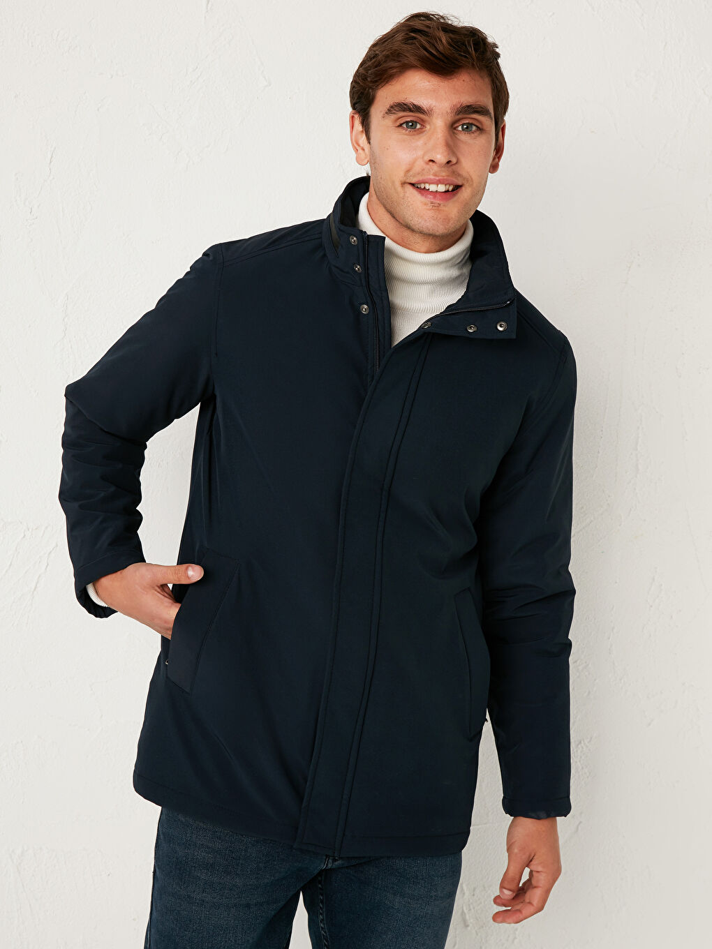 Standard Pattern Vertical Collar Thick Men's Windbreaker