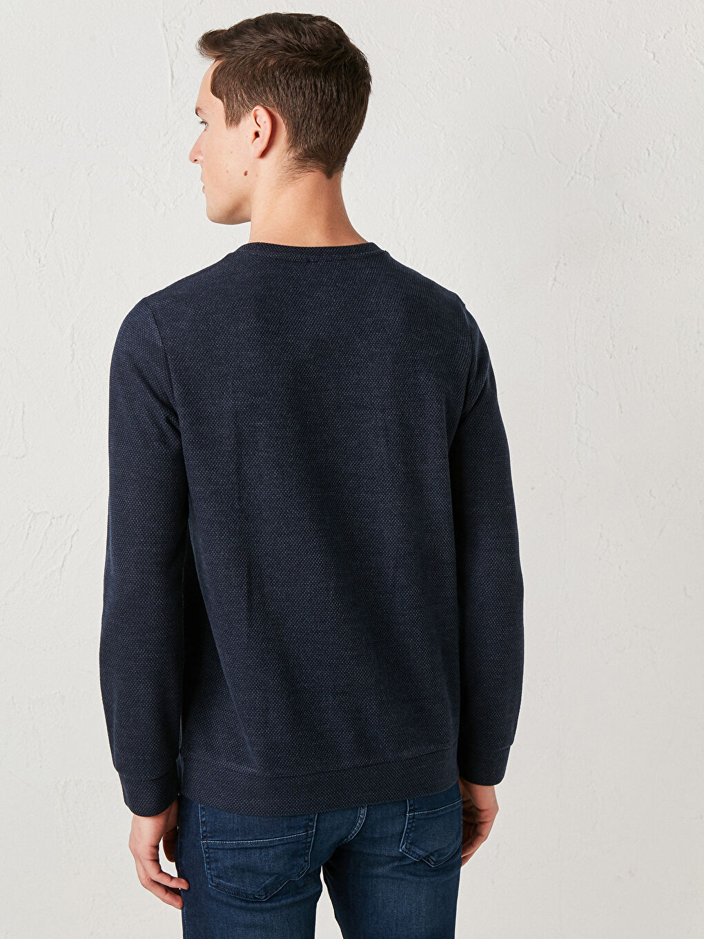 Стандартты пішім дөңгелек жағалы свитшот-1