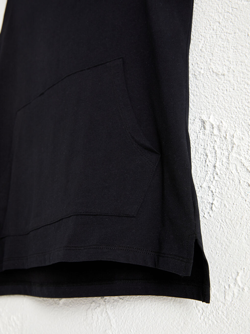 Siyah Standart Kalıp Kapüşonlu Erkek Kolsuz Tişört-4