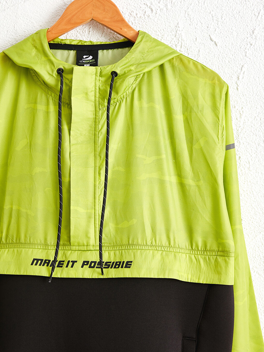 Sweat à capuche sportif en tissu scuba à fermeture éclair-9