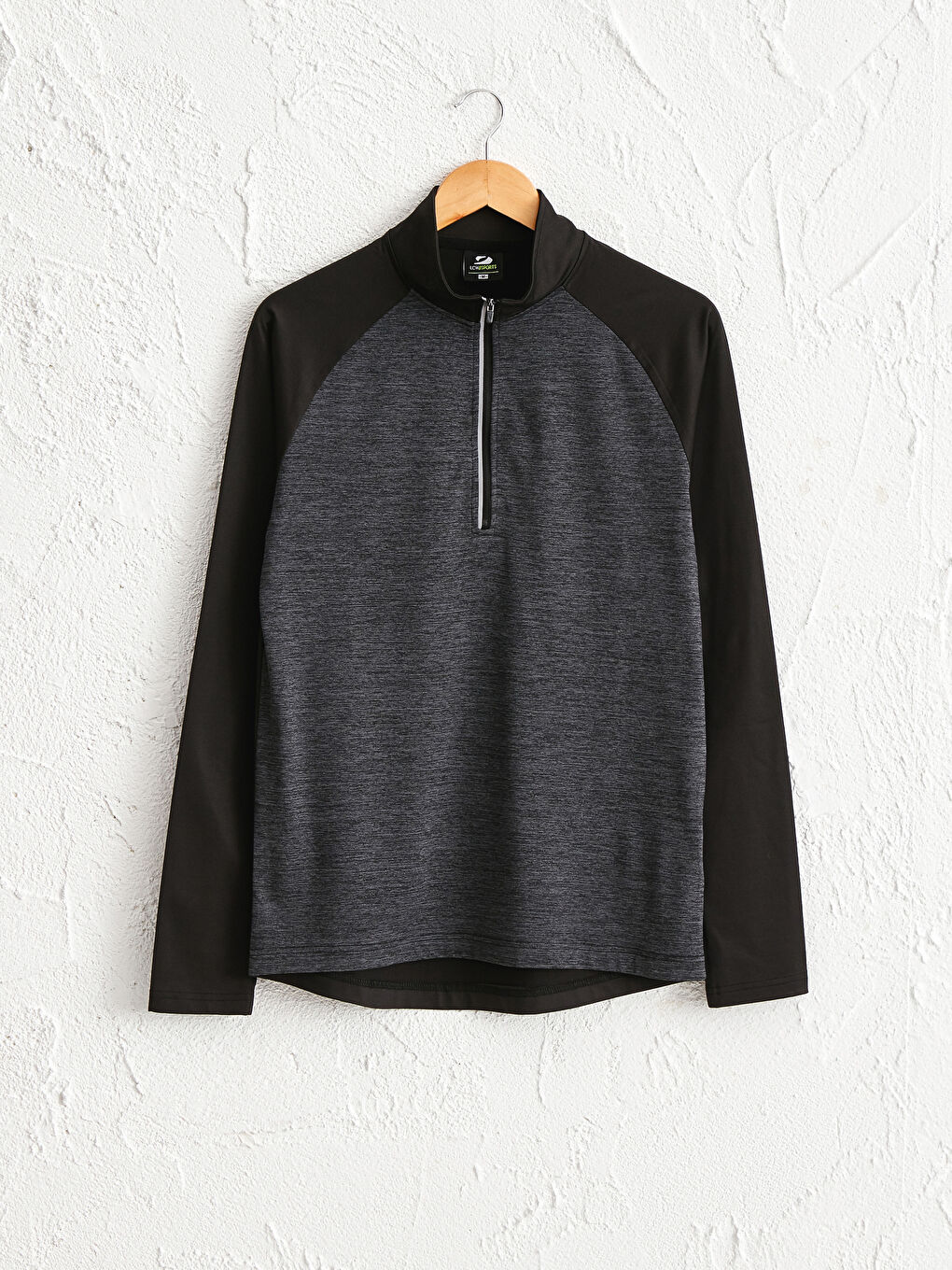 Neckband Long Sleeve Active Sport T-Shirt
