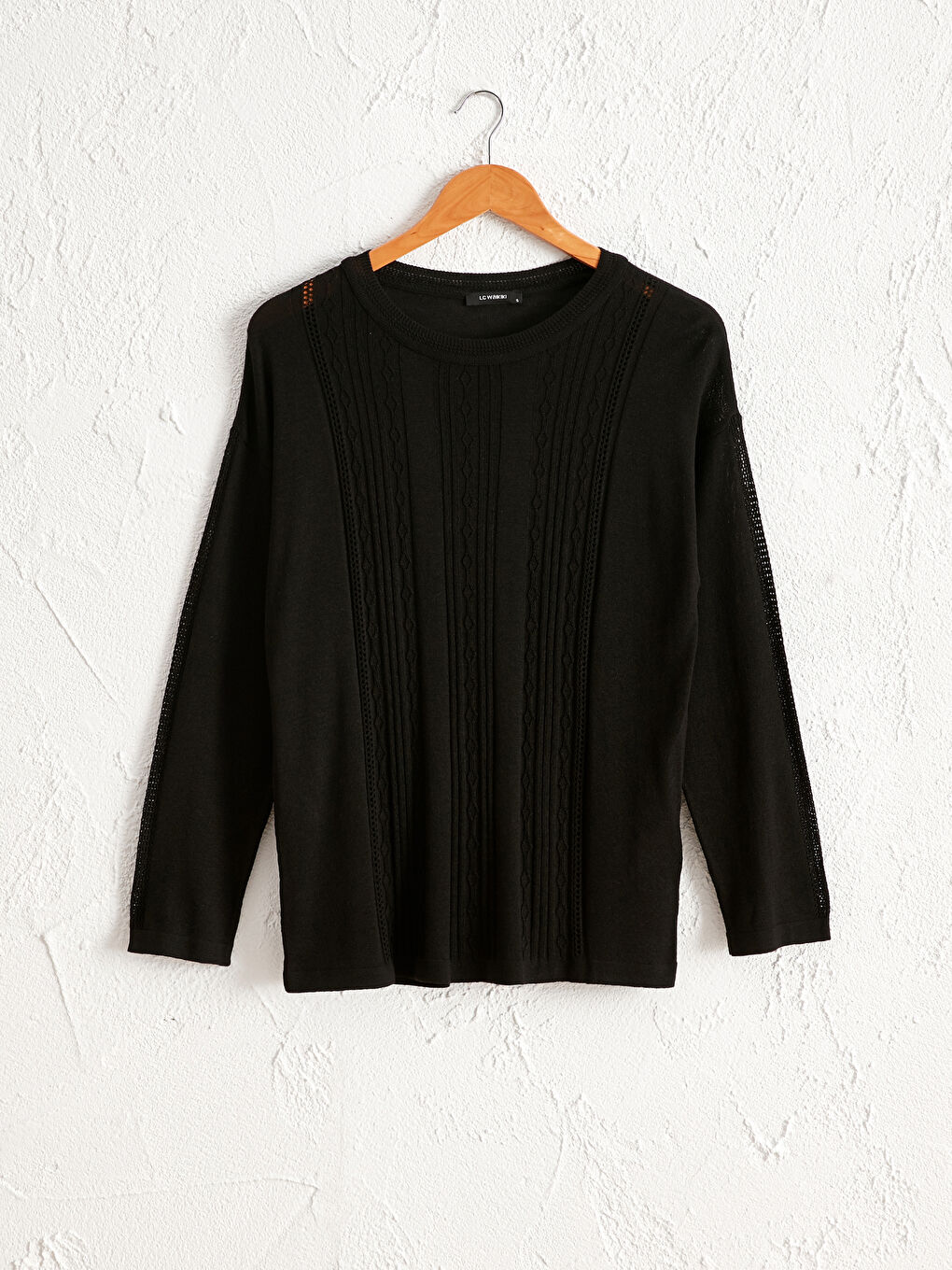 Self-Patterned Lightweight Tricot Jumper