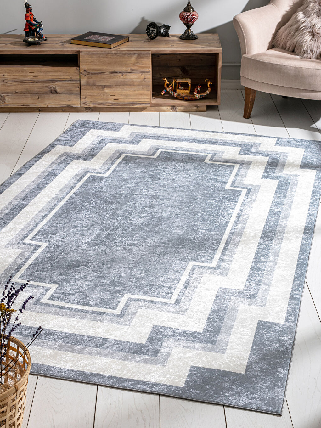 Patterned Decorative Carpet