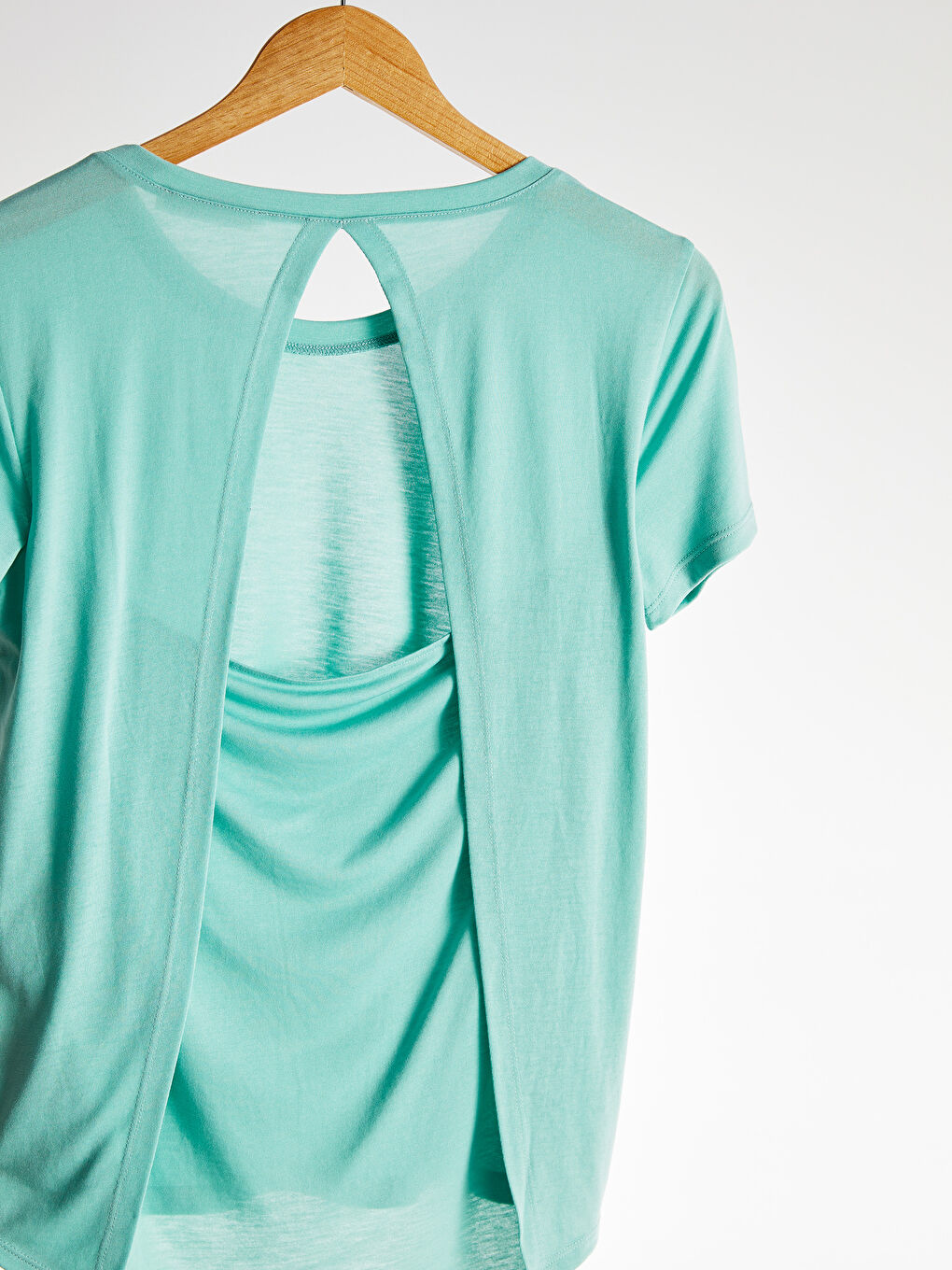 تیشێرتی ژنان - قۆڵ كورت - یه‌خه‌ خڕ-3