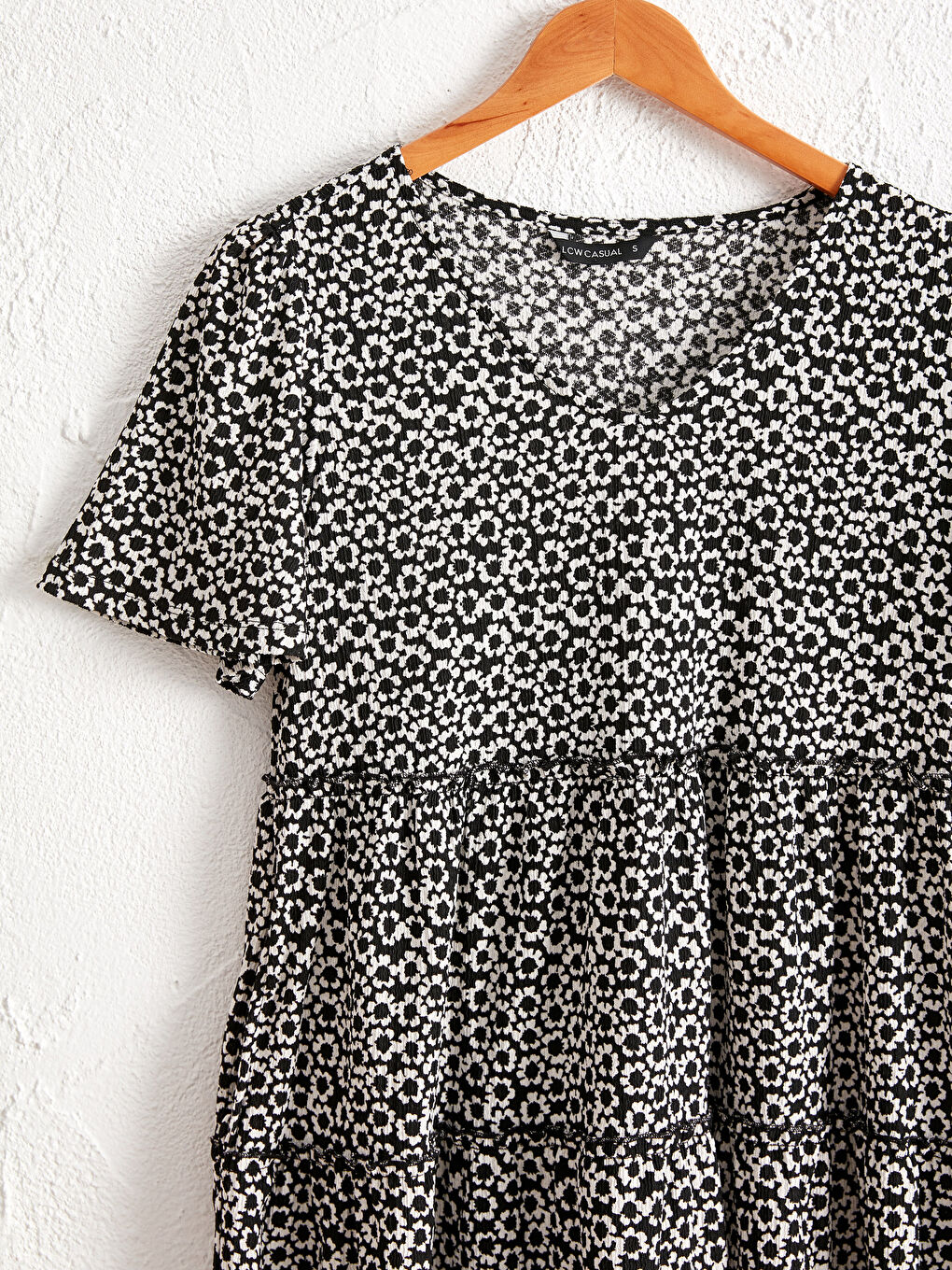 Платье с цветочным узором из текстурированной ткани-2