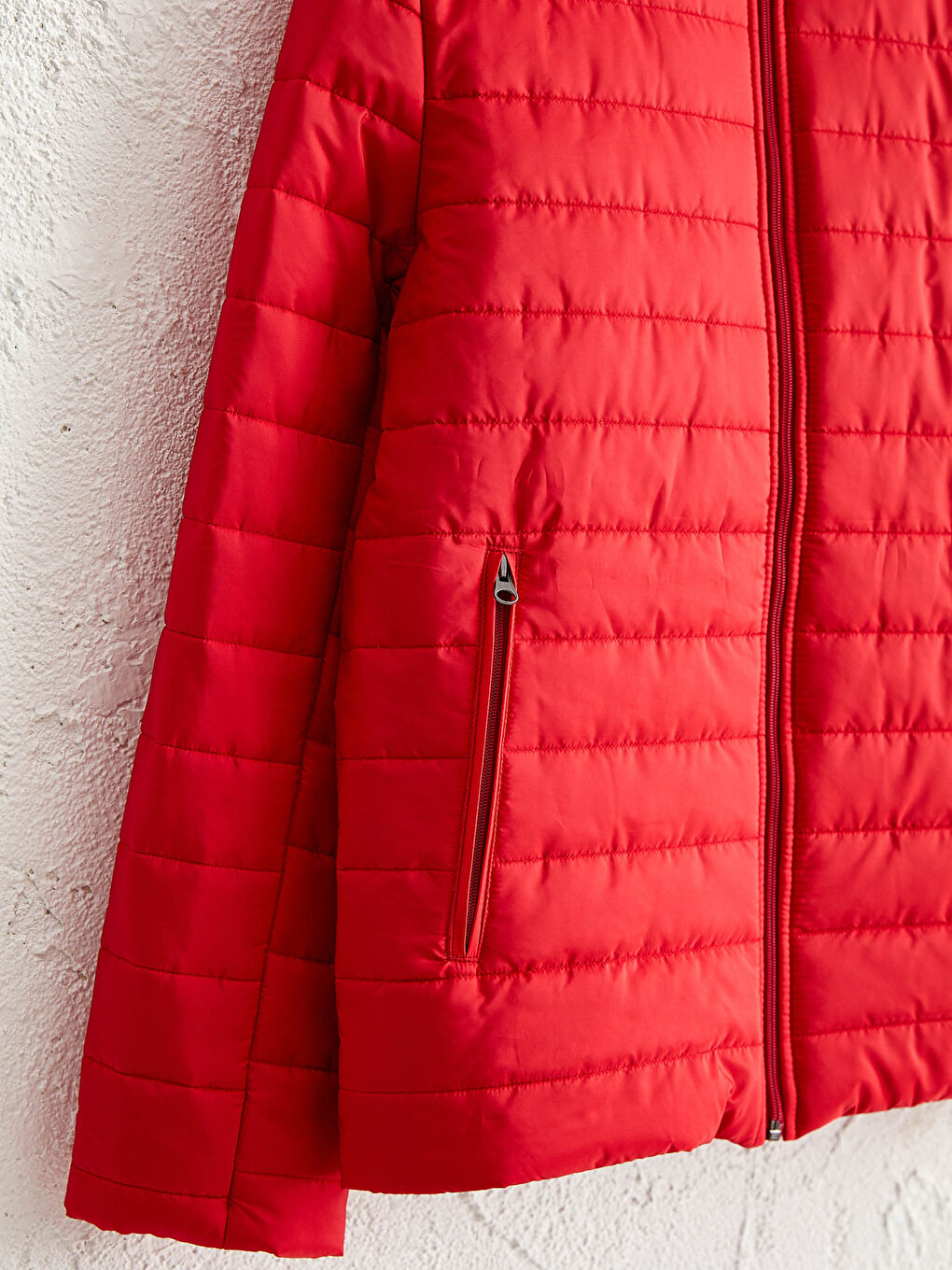 Kırmızı Dik Yaka Erkek Mont-10