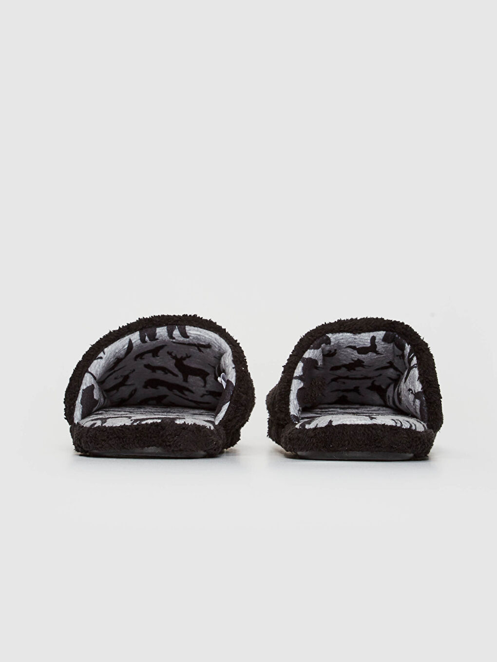 Siyah Erkek Nakışlı Ev Terliği-4