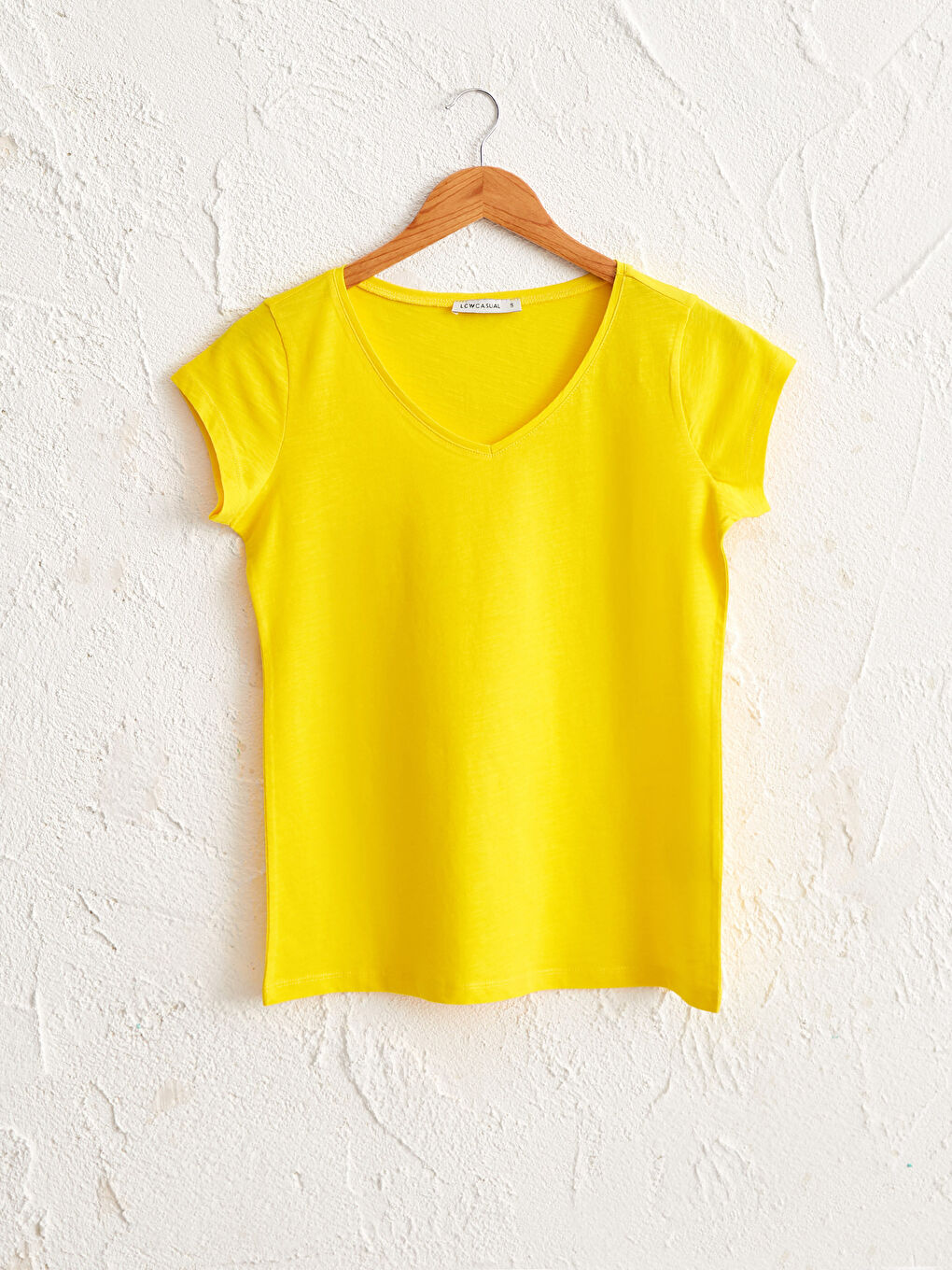 Sarı V Yaka Pamuklu Tişört