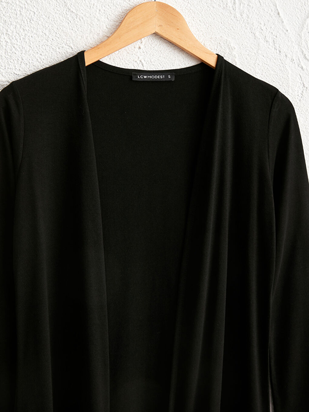 Siyah Parlak Görünümlü İnce Triko Hırka-2