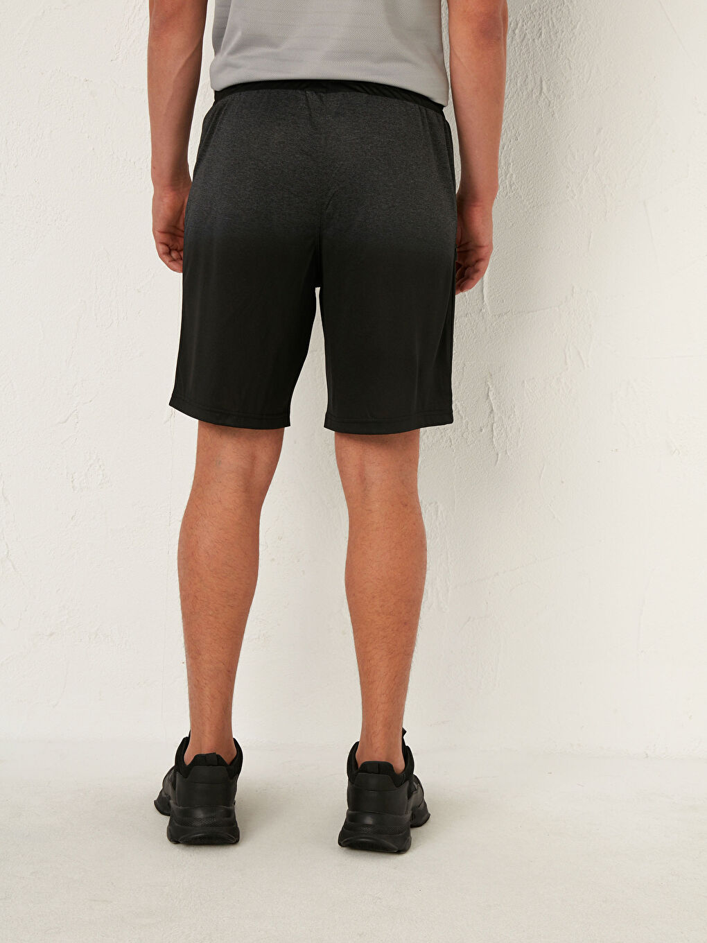 Antrasit Standart Kalıp Aktif Spor Şort-3