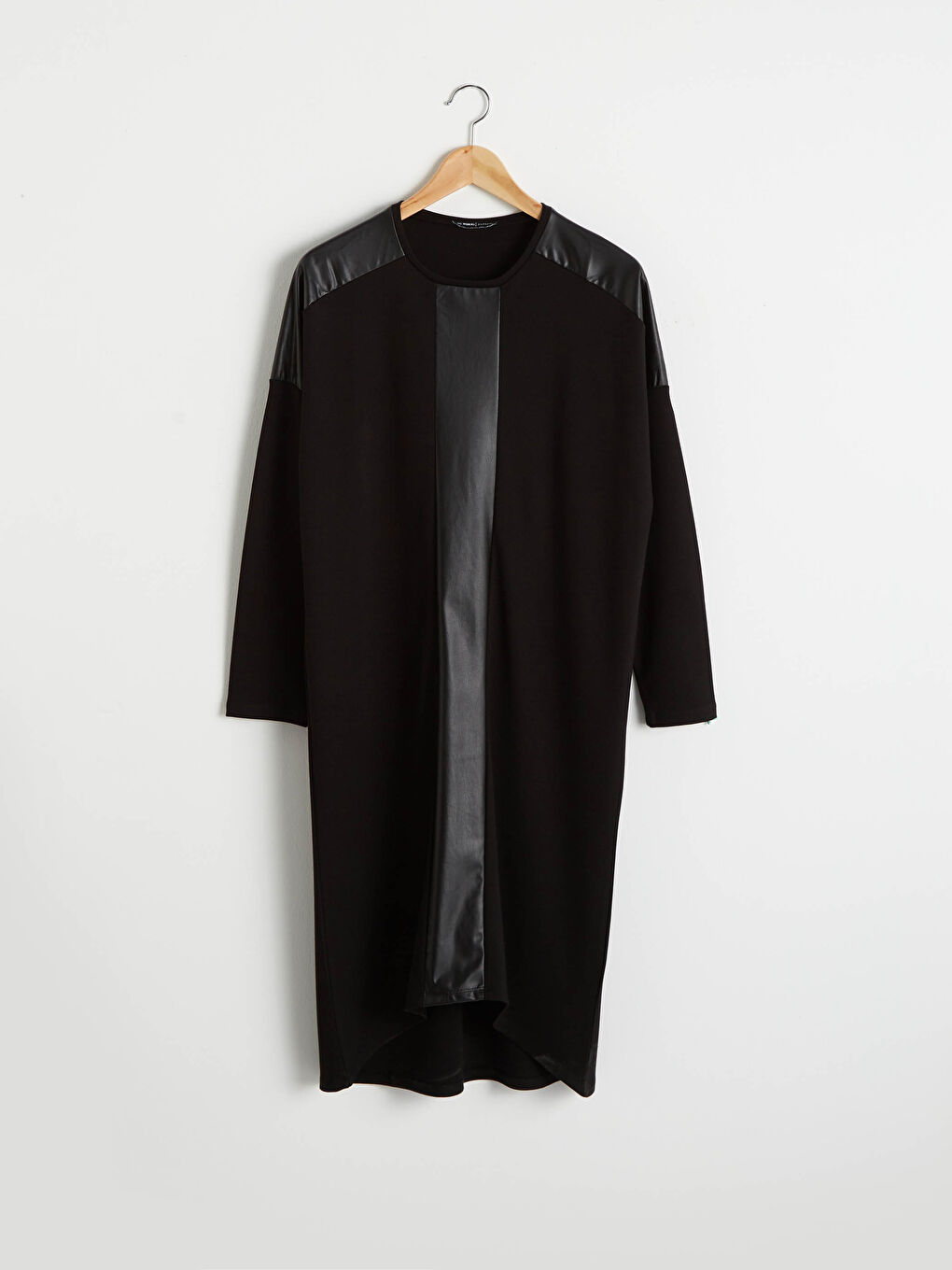 Siyah Bisiklet Yaka Uzun Kollu Kadın Tunik