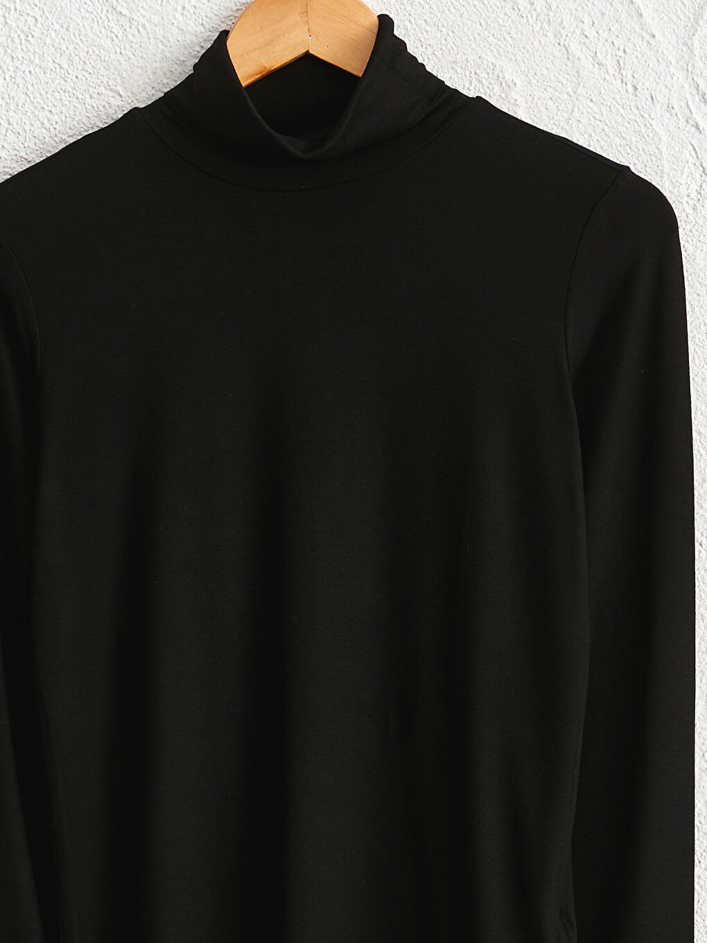 Funnel Neck Plain Long Sleeve Women's T-Shirt-2