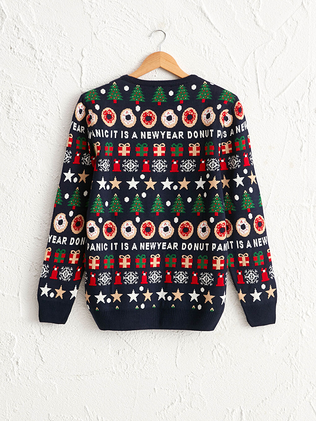 Men Crew Neck New Year Themed Knitwear Sweater-2