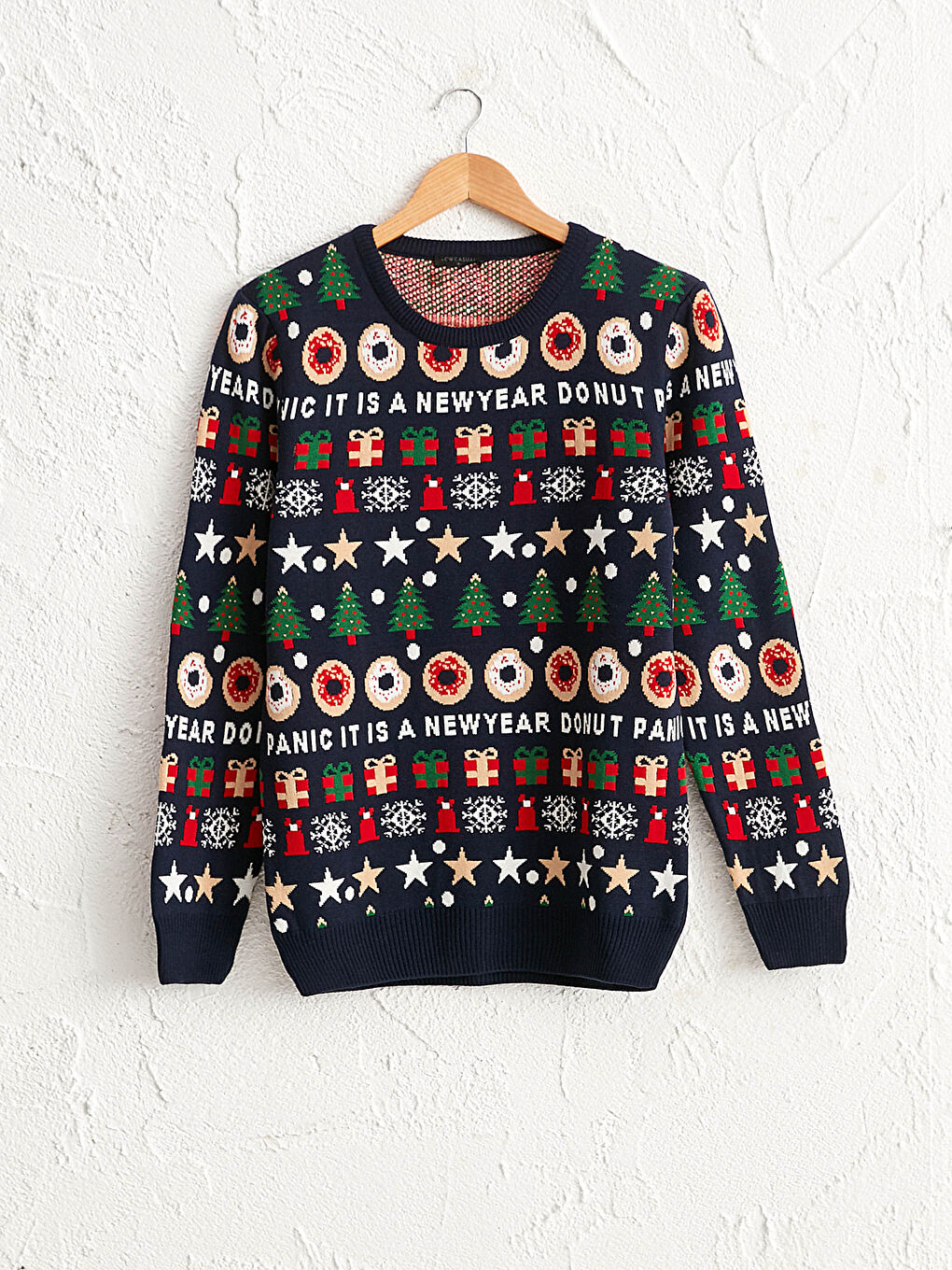 Men Crew Neck New Year Themed Knitwear Sweater-3