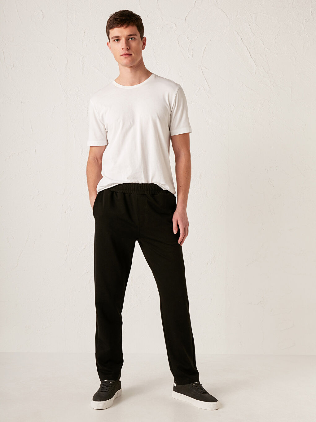 Standard Fit Sweatpants-1