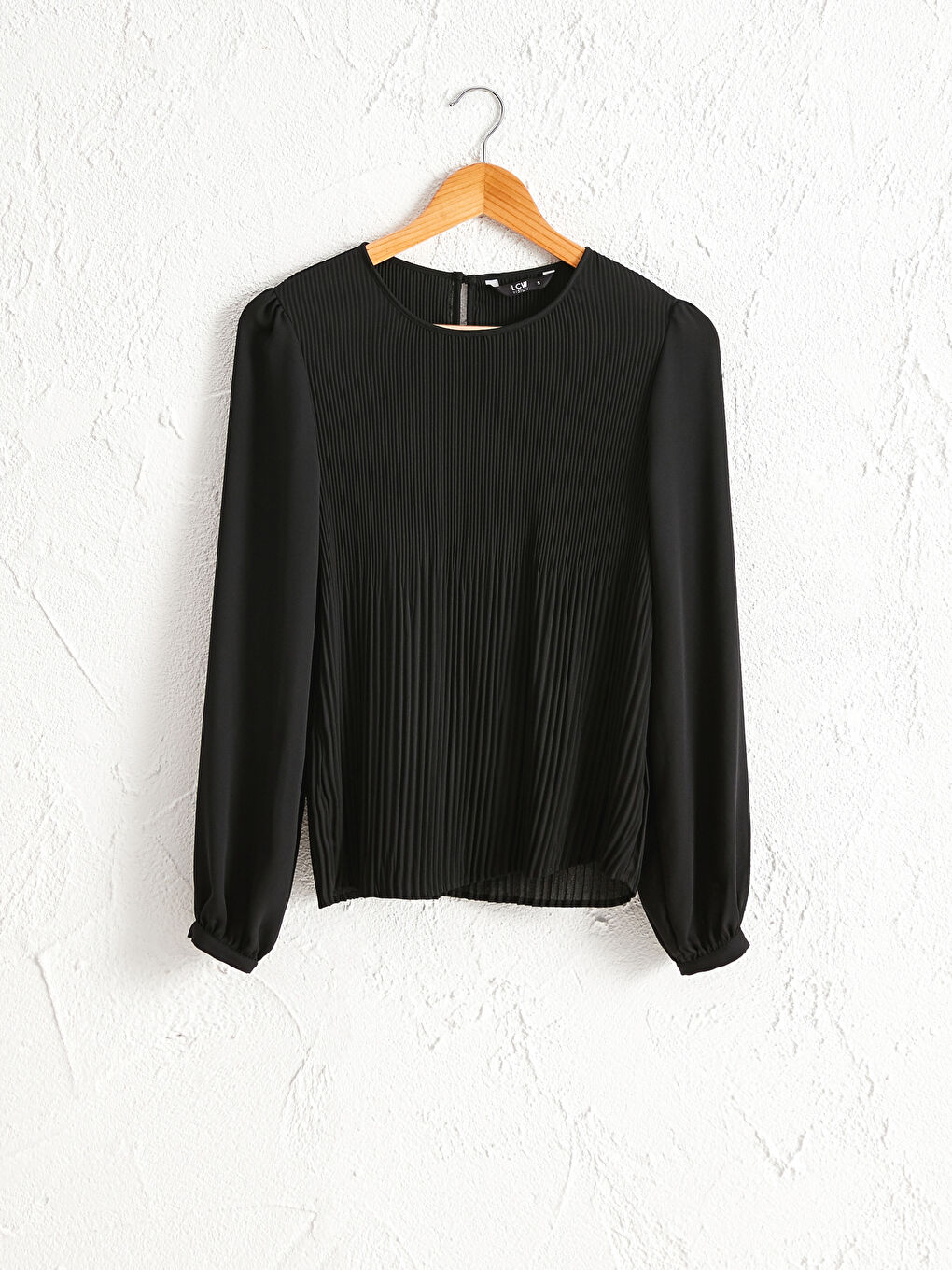 Блузка из крепа с круглым вырезом и длинным рукавом для женщин