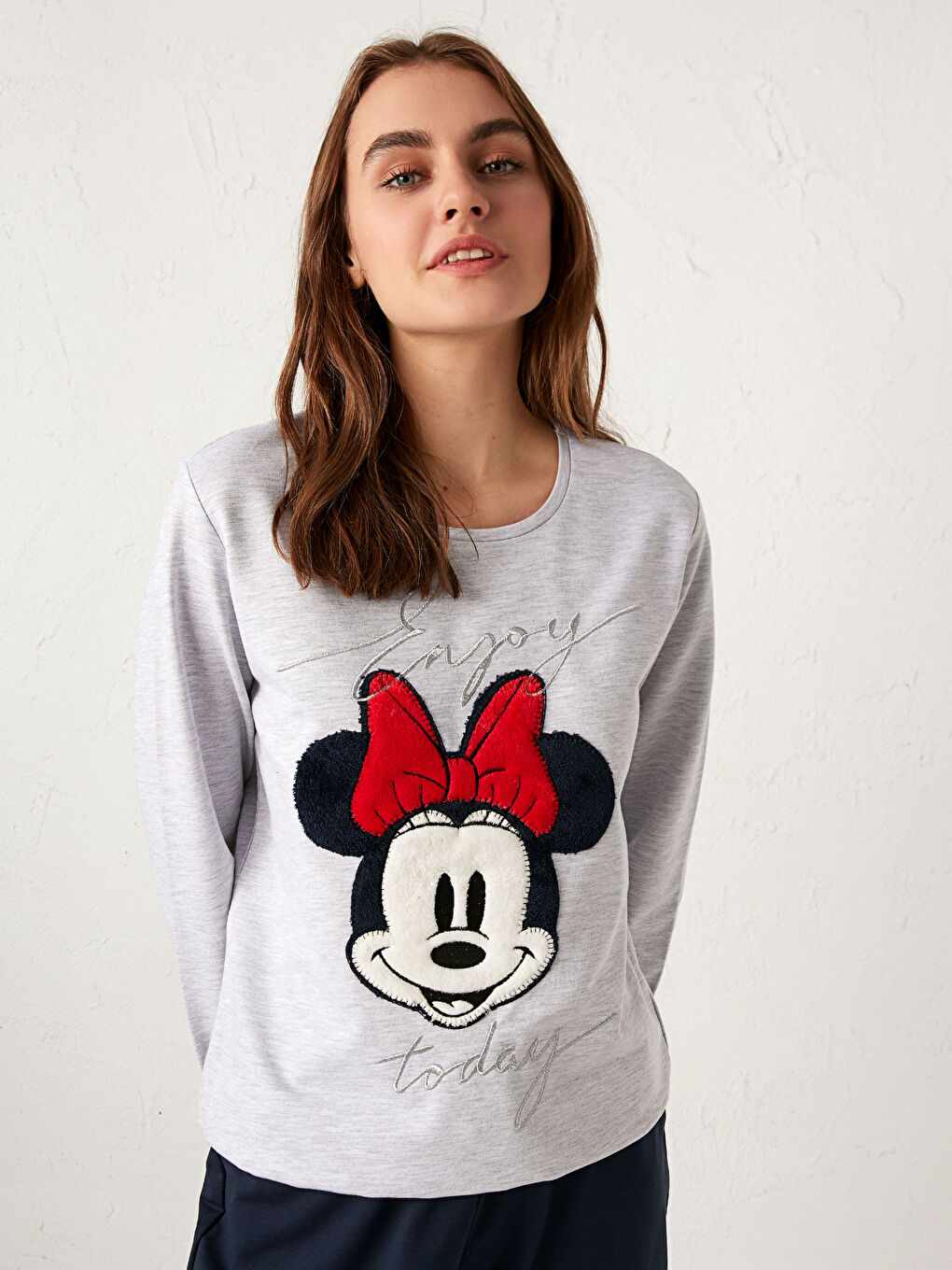 طقم بيجامة ميكي ماوس مطرز بشغل أبليك-2