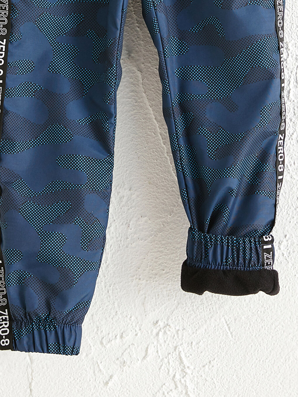 Lacivert Beli Lastikli Kamuflaj Desenli Polar Astarlı Erkek Çocuk Pantolon-2