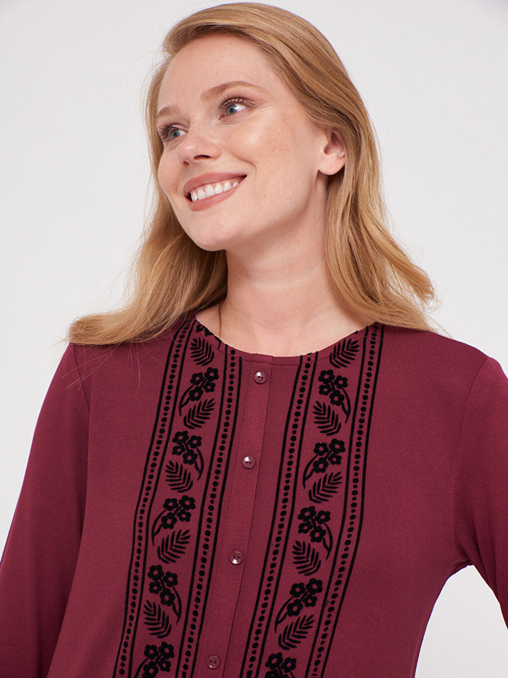 Figured T-Shirt with Pocket Detail-2