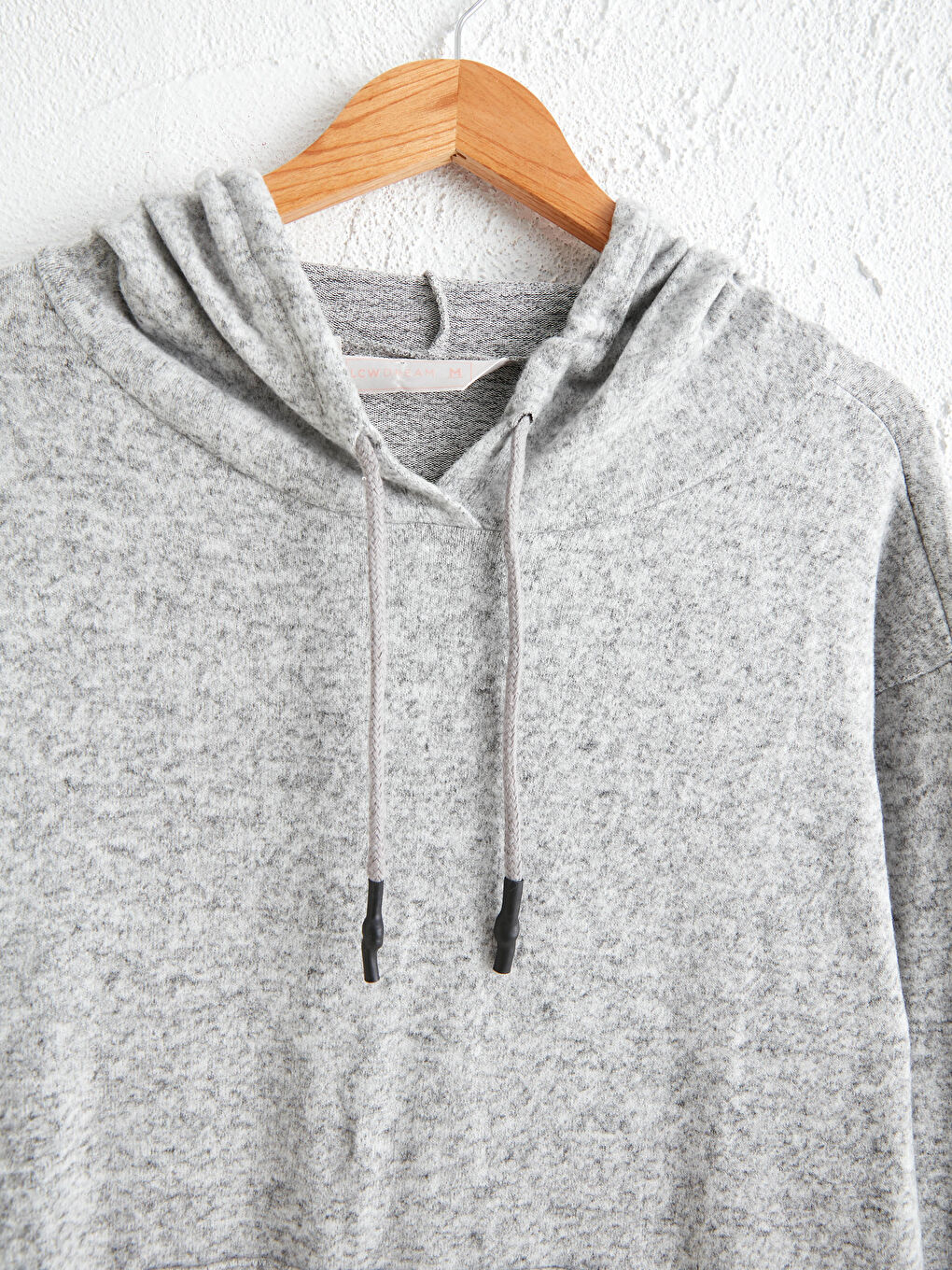 Soft-Texture Pajama Top With Hood-3