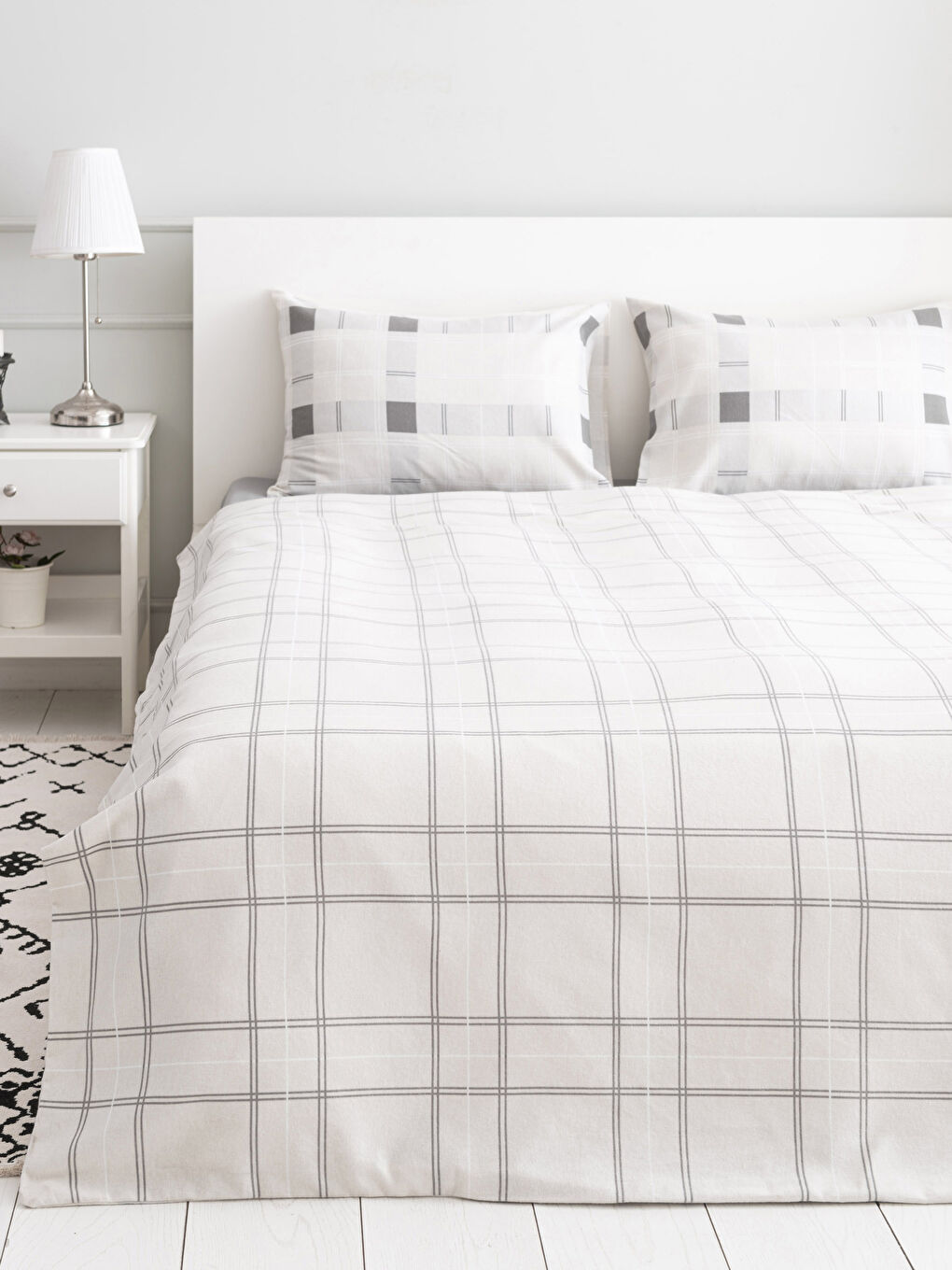 Gri Çift Kişilik Flanel Nevresim Takımı-1