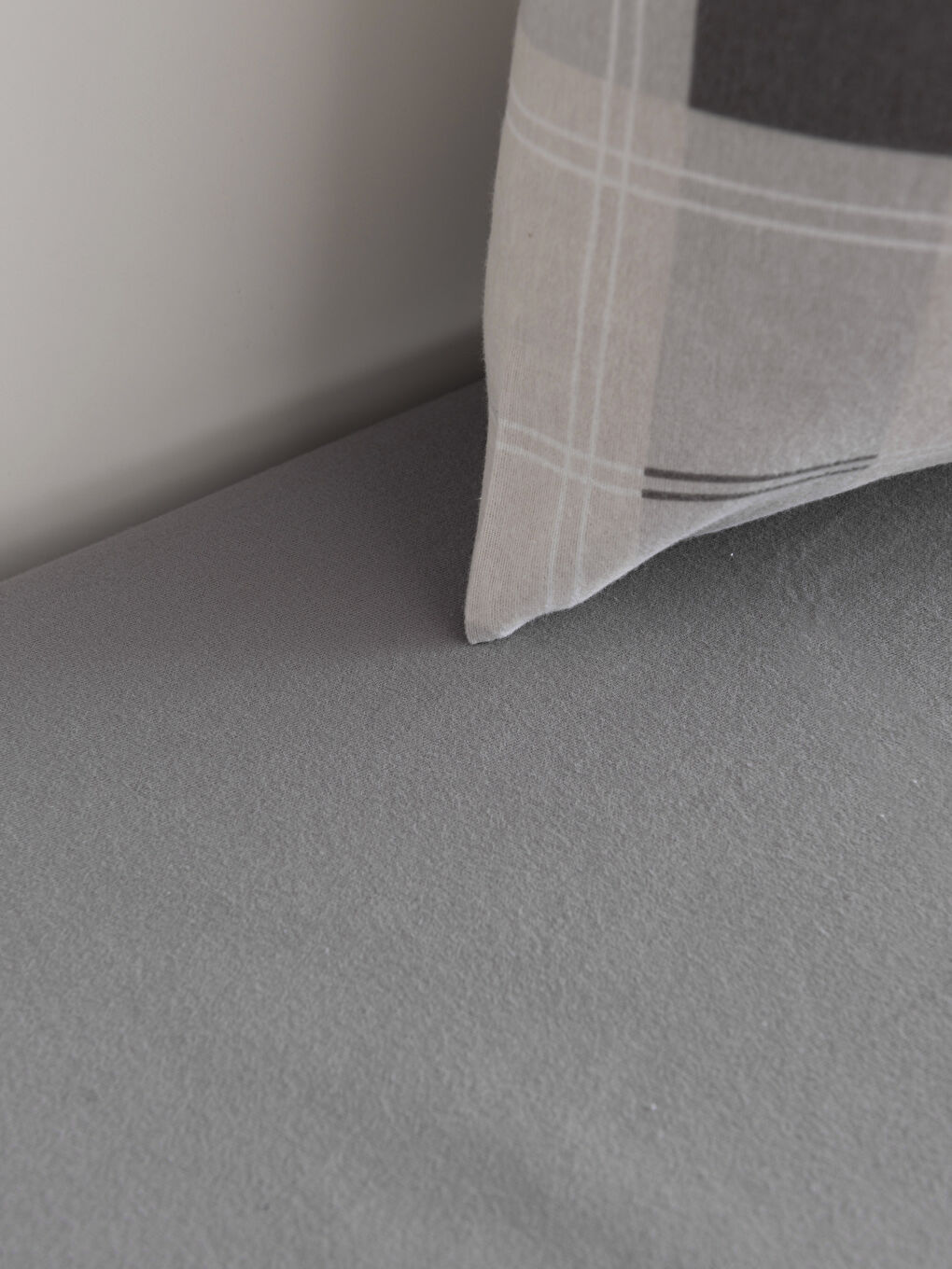 Gri Çift Kişilik Flanel Nevresim Takımı-4