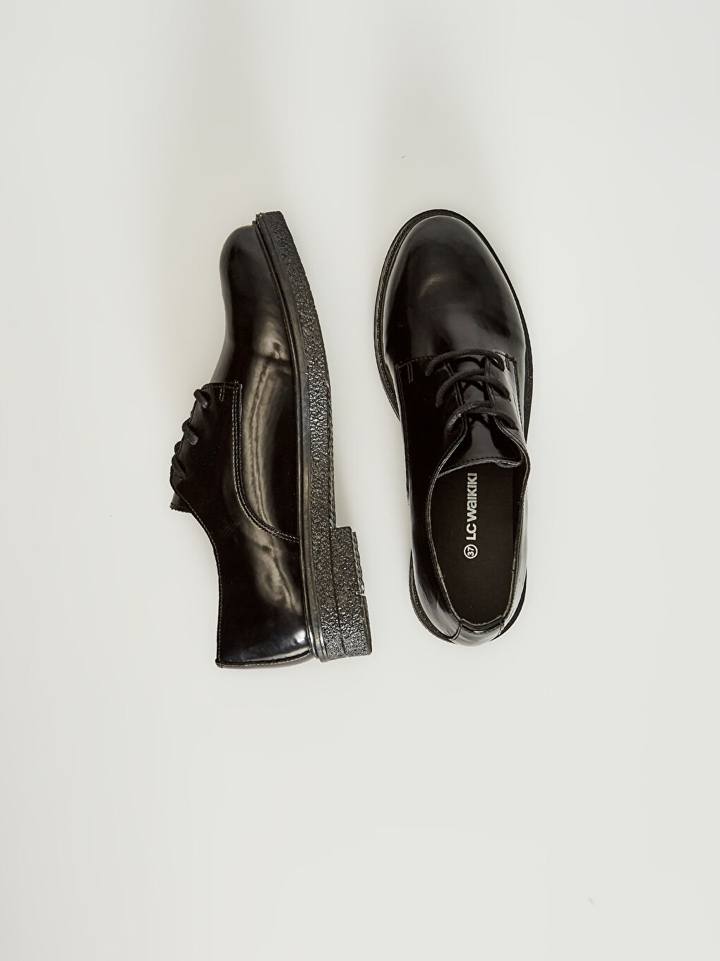 Siyah Kadın Bağcıklı Klasik Ayakkabı-3