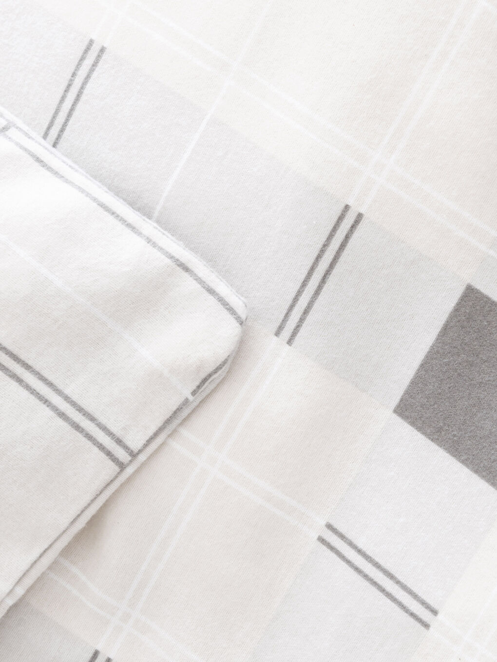 Gri Tek Kişilik Flanel Nevresim Takımı-5