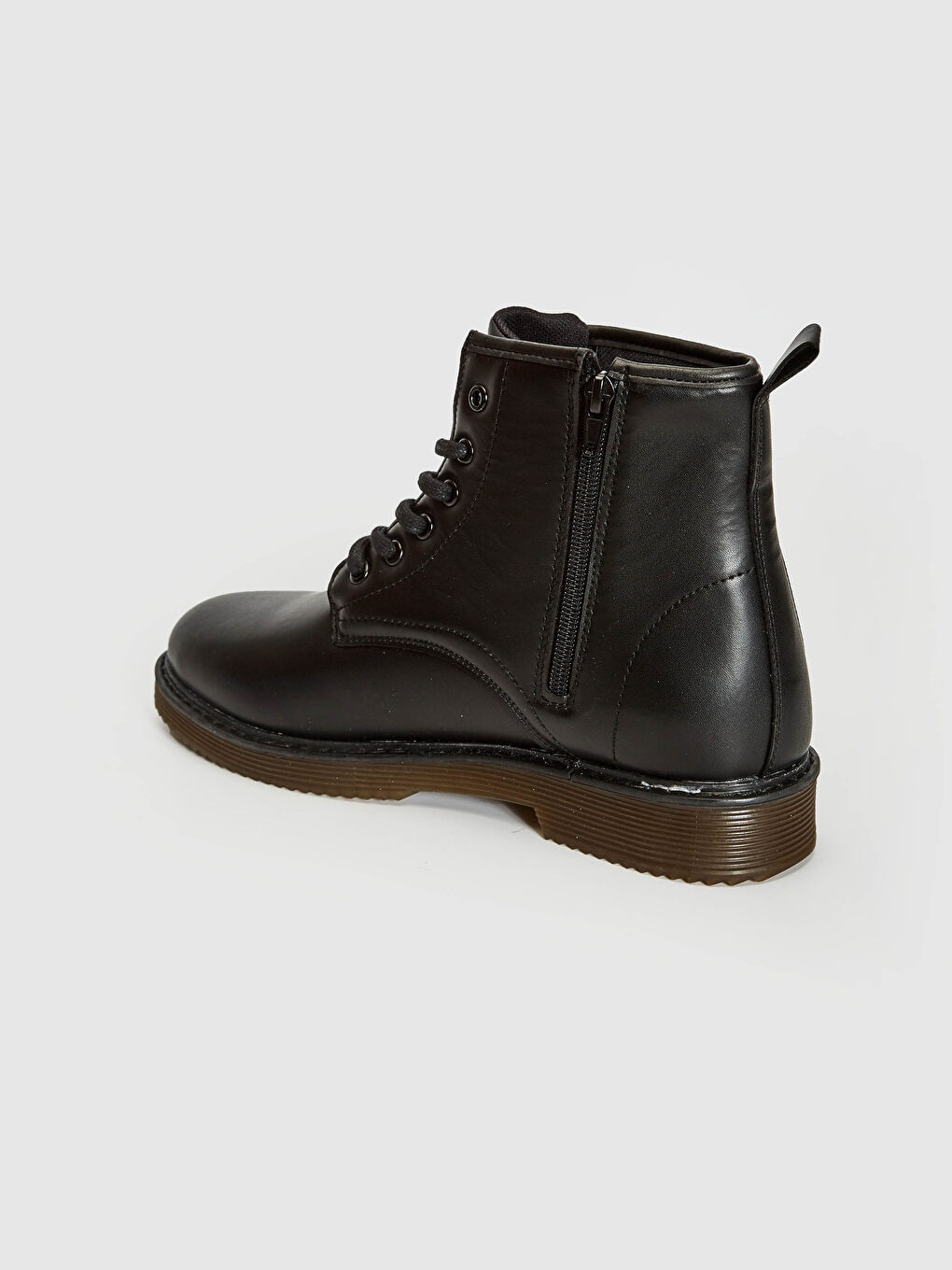 Мужские ботинки на шнуровке-5