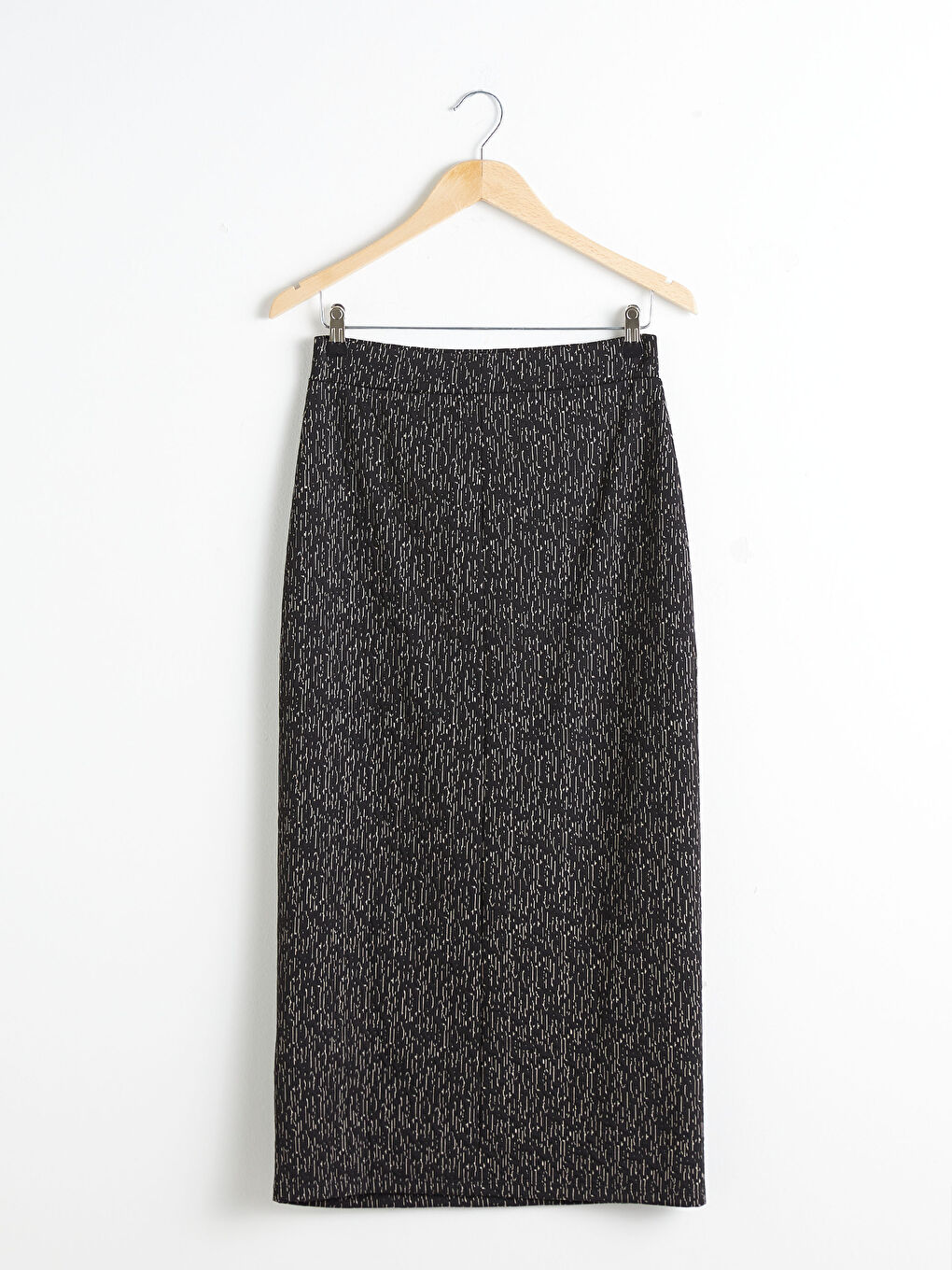 Self-Patterned Maxi Pencil Skirt-4