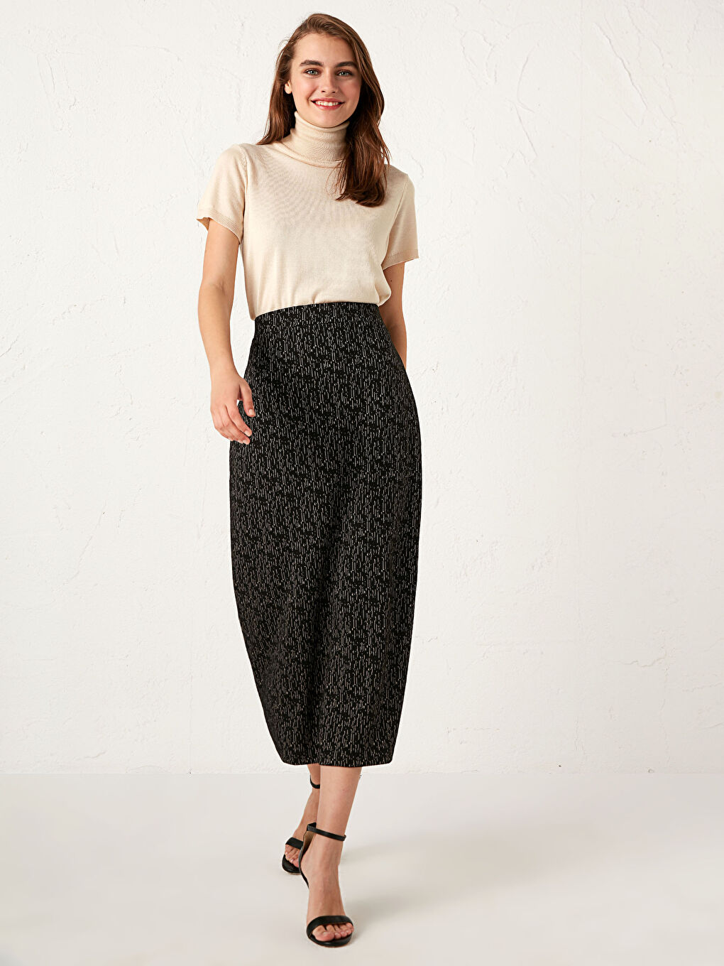 Self-Patterned Maxi Pencil Skirt