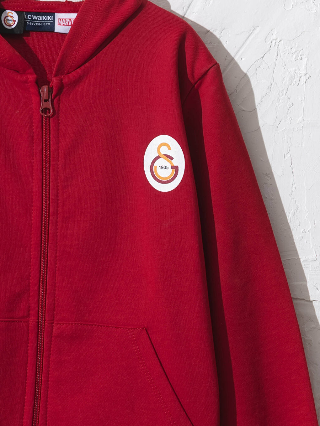 سويت شيرت للأولاد بشعار جالاتا سراي بسوستة-2