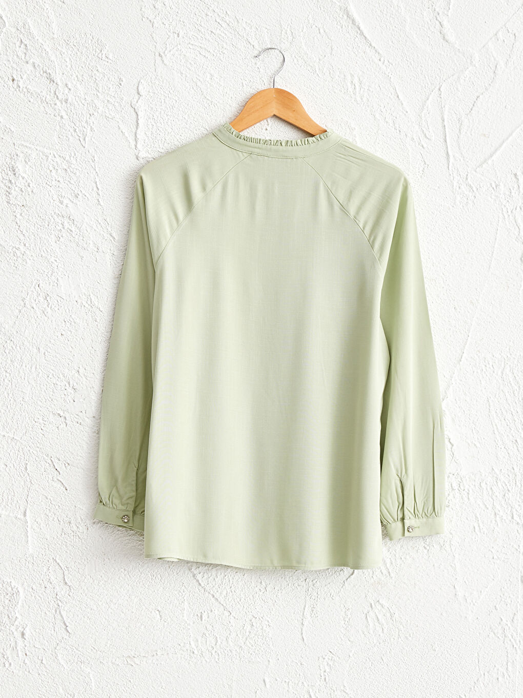 Yeşil Yakası Fırfırlı Viskon Bluz-2